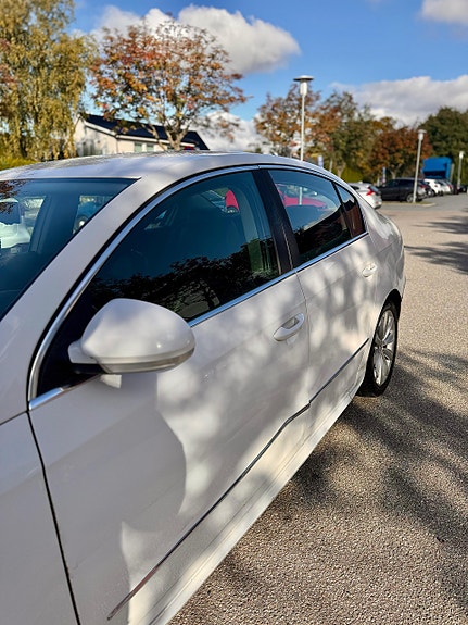 Volkswagen Passat 8 of 9