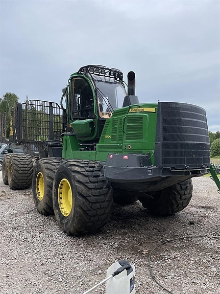 John Deere 1910G 2 of 6