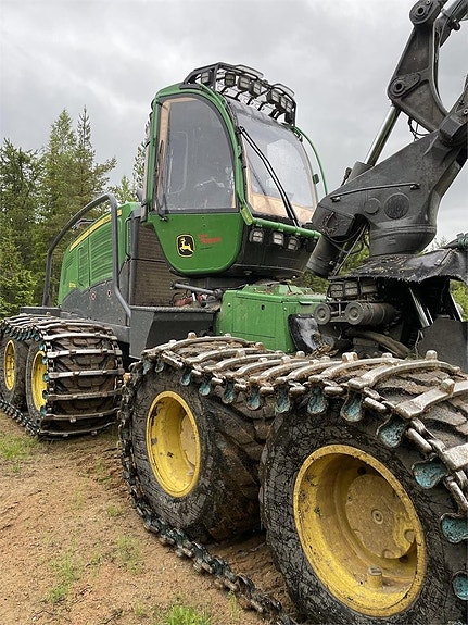 John Deere 1270G 2 of 6