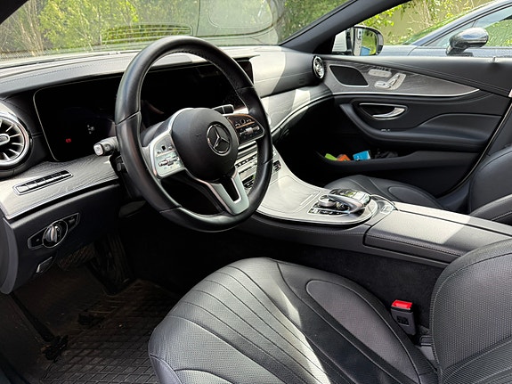 Mercedes-Benz CLS450 5 of 5