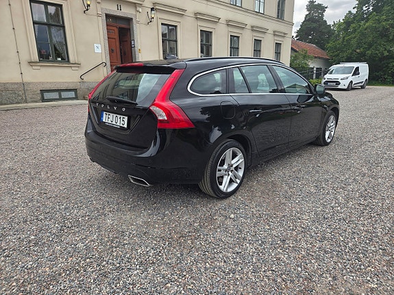 Volvo V60 5 of 5