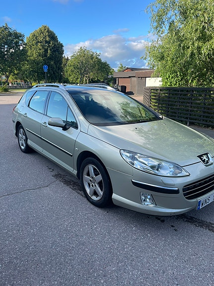 Peugeot 407 2 of 5