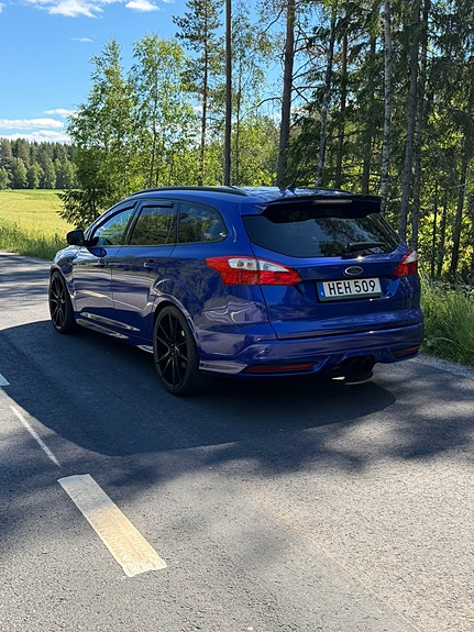 Ford Focus 3 of 3