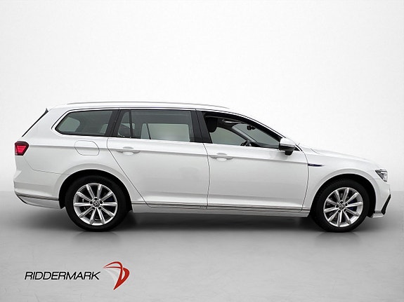 Volkswagen Passat 6 of 29