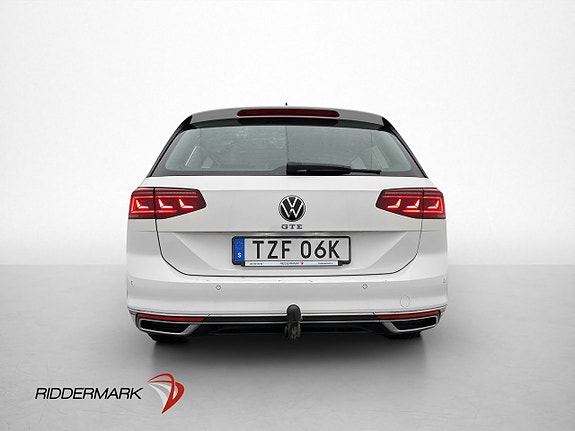 Volkswagen Passat 5 of 29