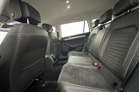 Volkswagen Passat 24 of 29