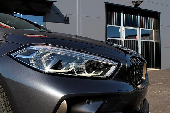 BMW M135i 3 of 5