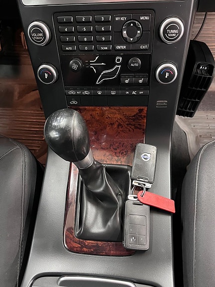 Volvo V70 13 of 17