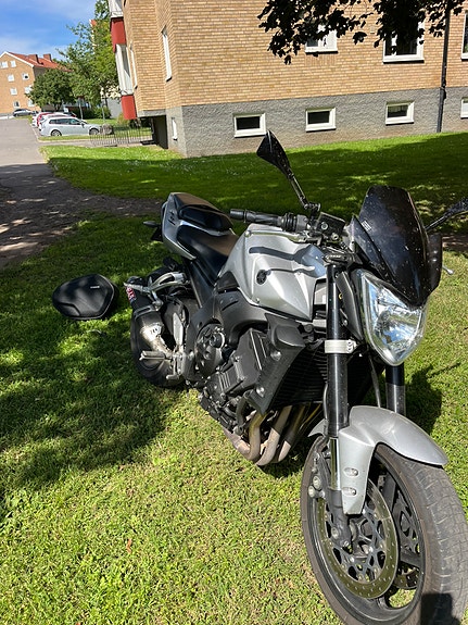 Yamaha FZ1-N Fazer 5 of 6