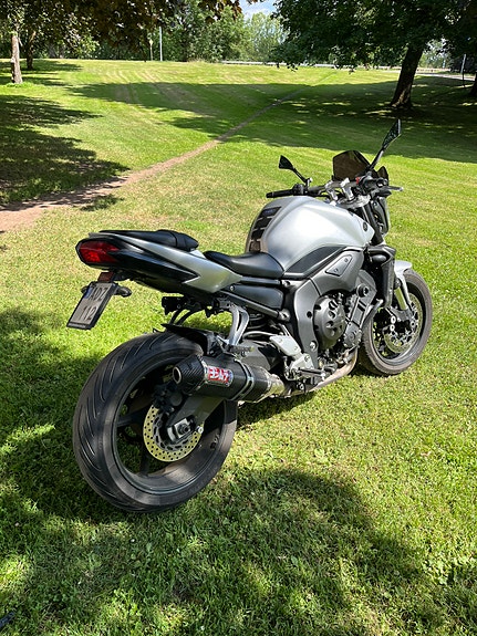 Yamaha FZ1-N Fazer 4 of 6