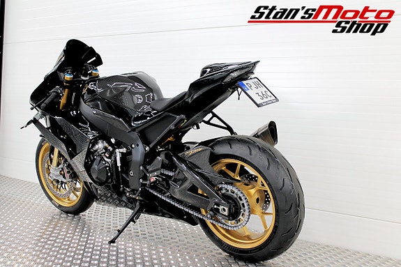 Honda CBR1000RR-R Fireblade SP Akrapovic Helsystem 13 of 22