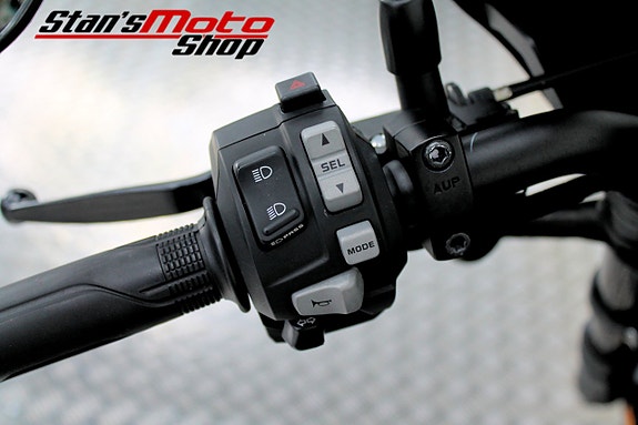 Honda CMX 1100 Rebel ABS 16 of 18