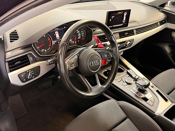 Audi A4 15 of 19