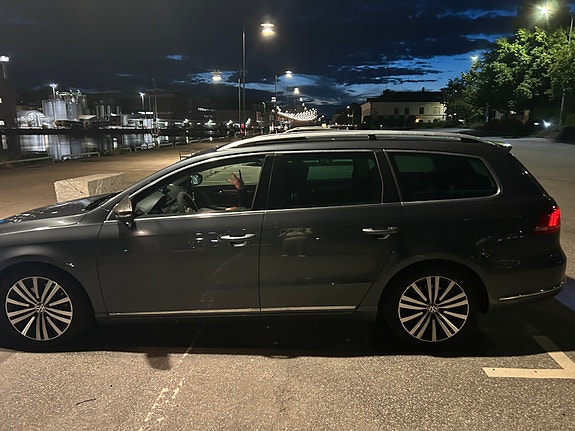 Volkswagen Passat 4 of 5
