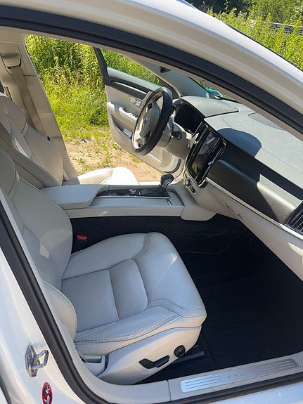 Volvo V90 Cross Country 5 of 5