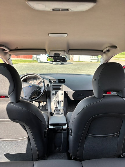 Volvo V50 9 of 10