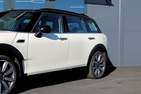 MINI Clubman Cooper 12 of 26