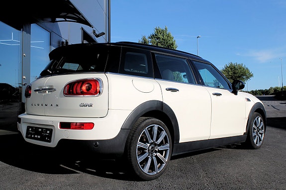 MINI Clubman Cooper 6 of 26