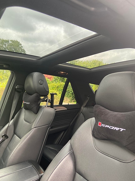Mercedes-Benz GLE350 d 3 of 4