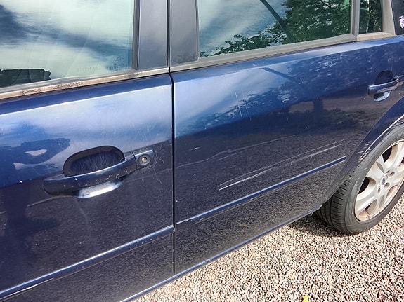 Ford Mondeo 3 of 5