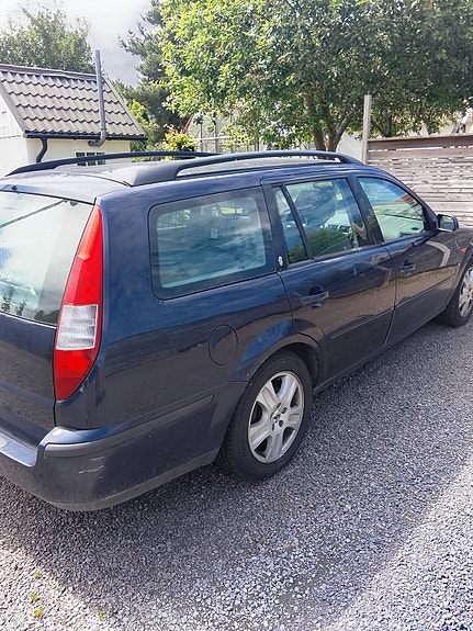 Ford Mondeo 2 of 5