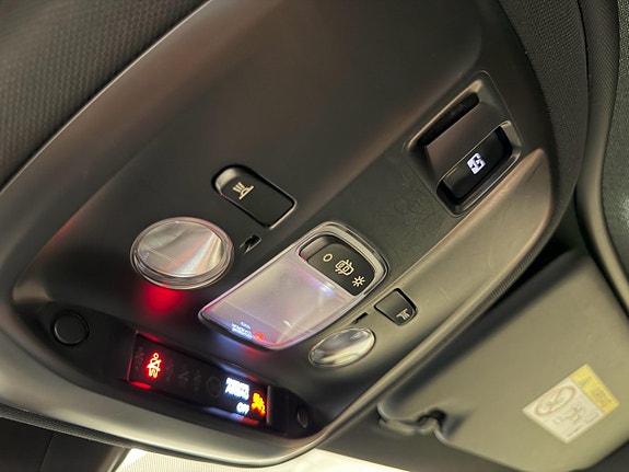 Peugeot 308 SW 26 of 30