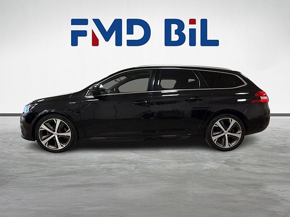 Peugeot 308 SW 2 of 30