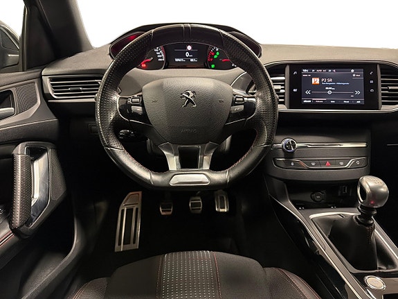 Peugeot 308 SW 10 of 30