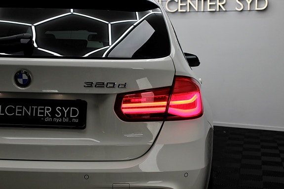 BMW 320 13 of 23