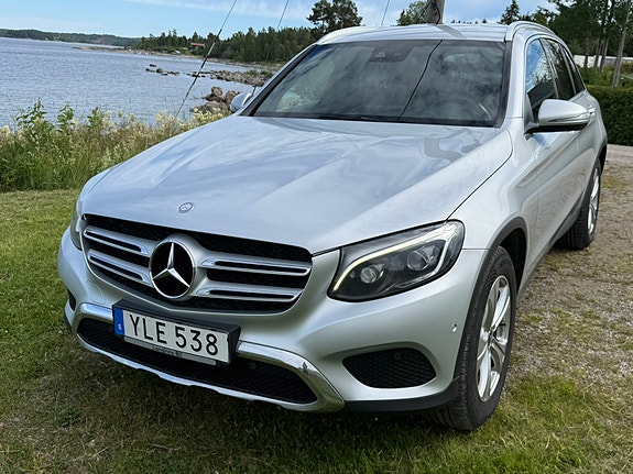 Mercedes-Benz GLC220 d 3 of 20