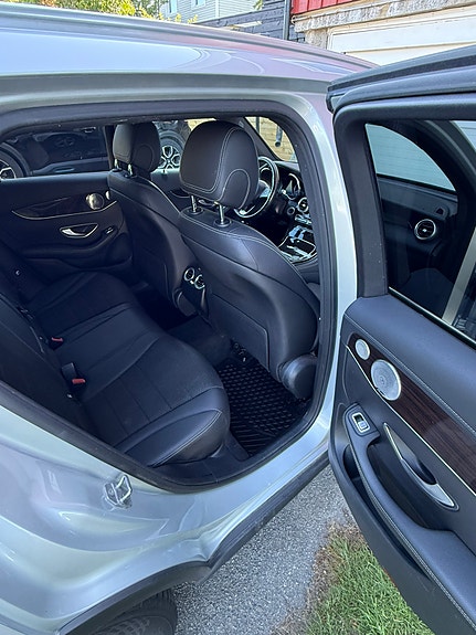 Mercedes-Benz GLC220 d 10 of 20