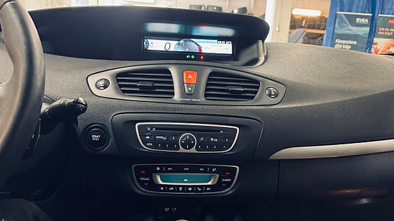 Renault Grand Scenic I 17 of 18