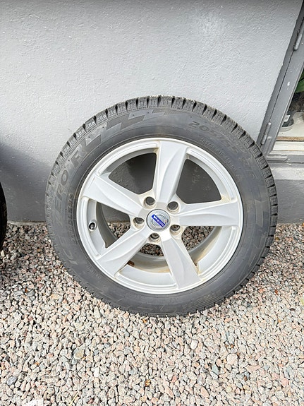 Volvo V40 6 of 13