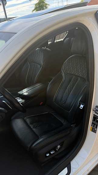 BMW 530e 5 of 5