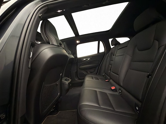 Volvo V60 21 of 30