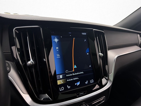 Volvo V60 15 of 30