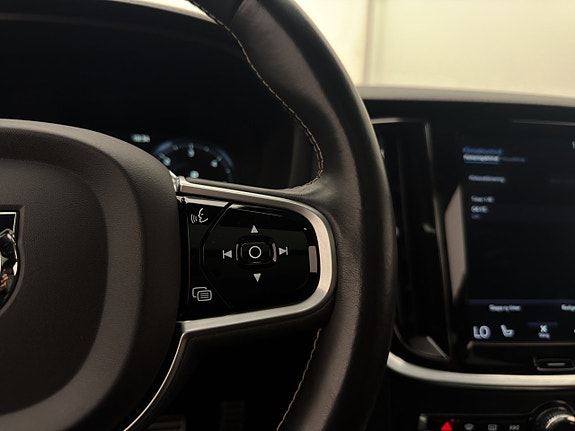 Volvo V60 25 of 30
