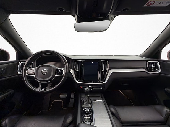 Volvo V60 22 of 30