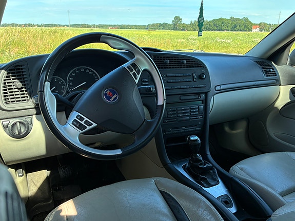Saab 9-3 4 of 11