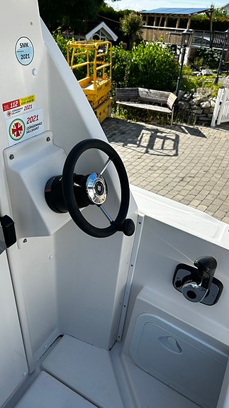 Sandström 625 CC Evinrude 115 3 of 5