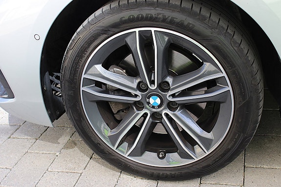 BMW 118i 11 of 30