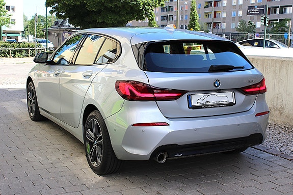 BMW 118i 15 of 30