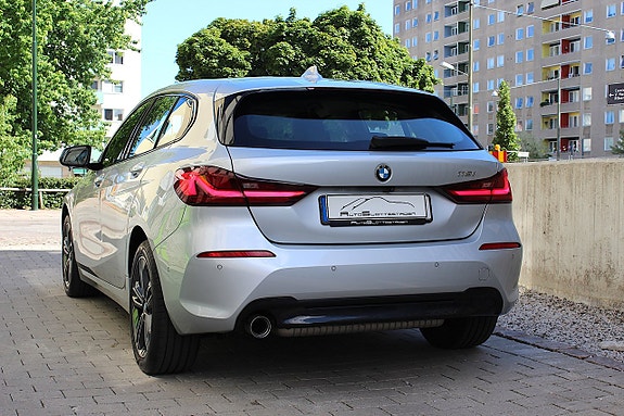 BMW 118i 13 of 30