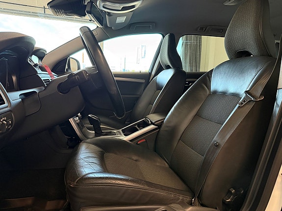 Volvo V70 5 of 19