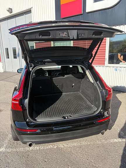 Volvo XC60 5 of 5