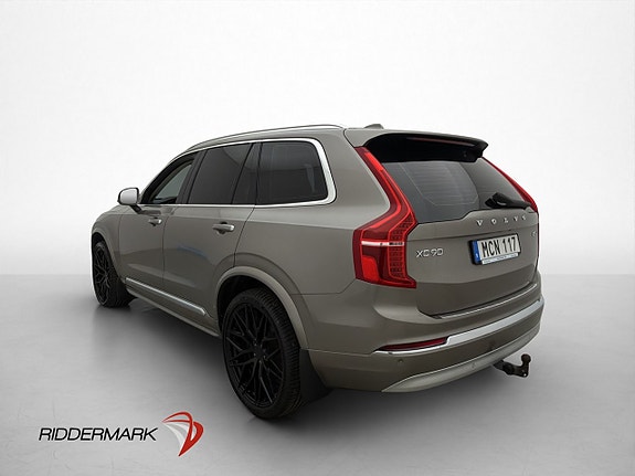 Volvo XC90 5 of 30