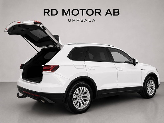 Volkswagen Touareg 8 of 30