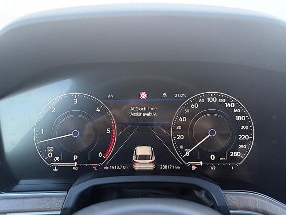 Volkswagen Touareg 28 of 30