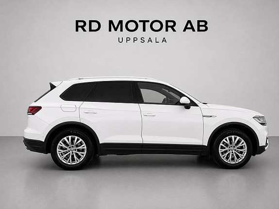 Volkswagen Touareg 5 of 5