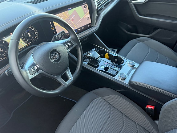 Volkswagen Touareg 15 of 30